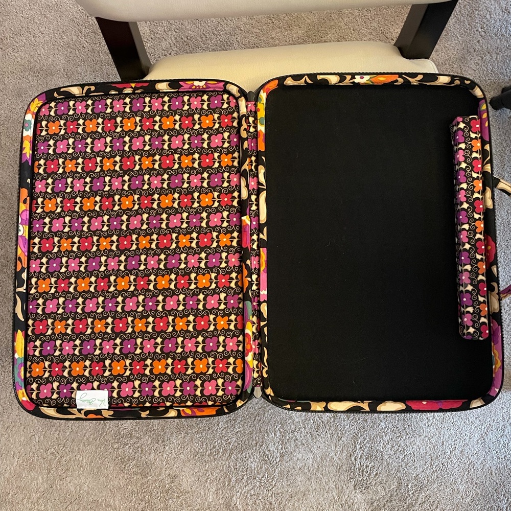 Vera Bradley Hard Shell Laptop Ipad Case Floral quilted Business Case - Picture 4 of 11